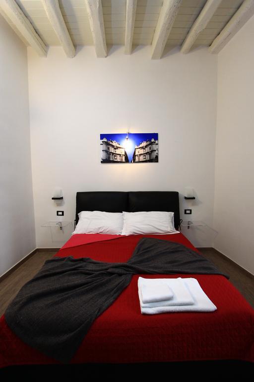 Bed & Breakfast Teatro Del Sole 3*