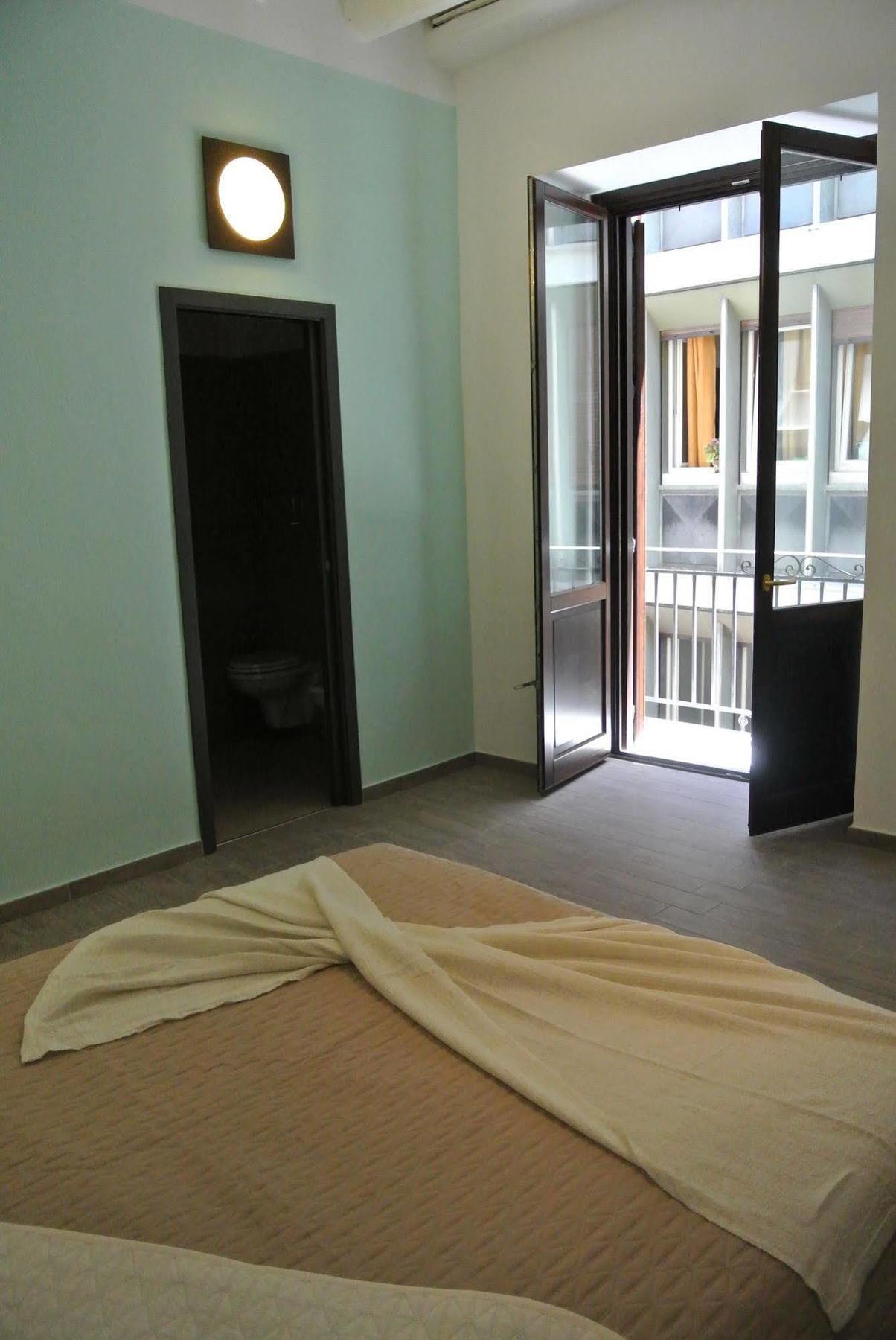 Bed & Breakfast Teatro Del Sole 3*